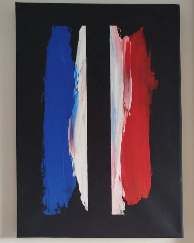 Deconstructed Tricolor